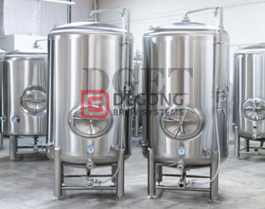 15BBL En Acier Inoxydable Commercial Artisanat Bière Équipement Brite Réservoir / Réservoir Secondaire Sanitaire à Vendre