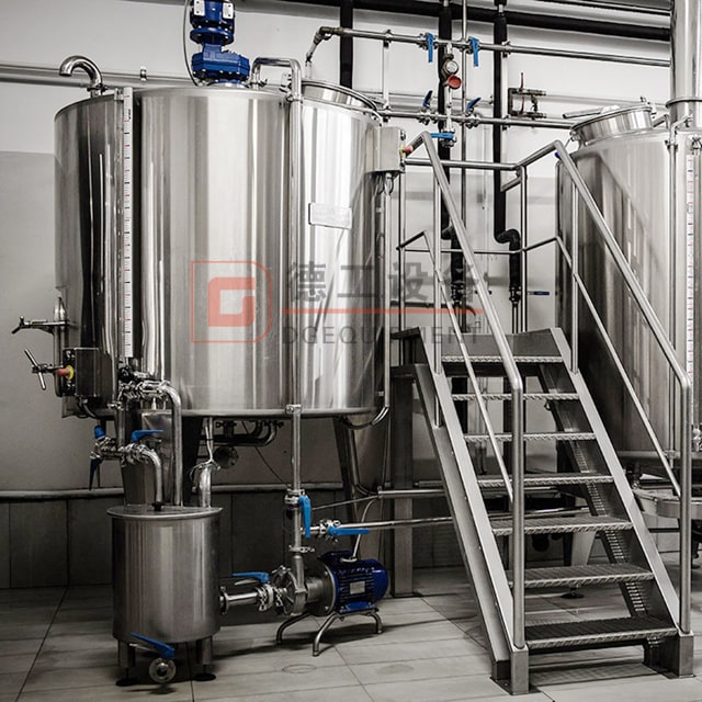 1000L Équipement de fabrication de bière professionnelle Pilsen / IPA Beer Brewing Tank Flexible Microbrewery Plant