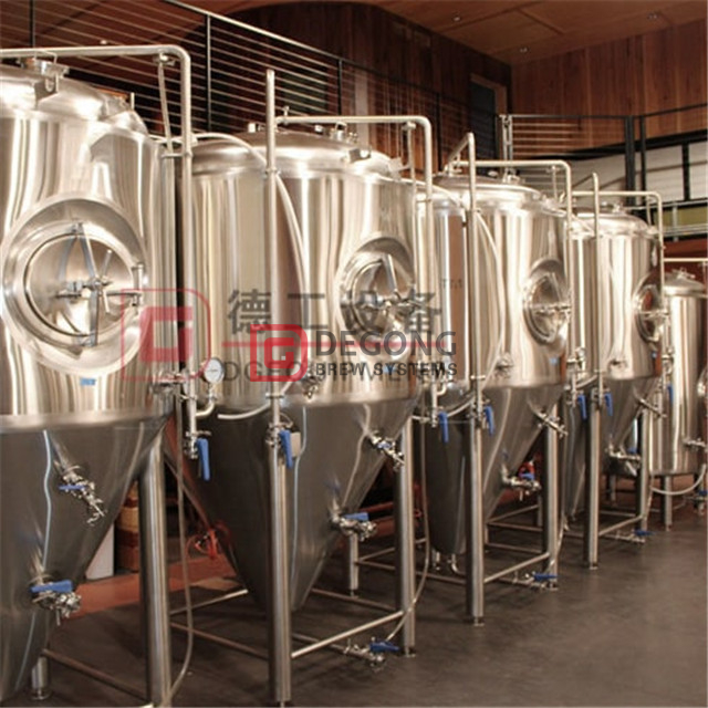 SUS 304 sanitaire 10BBL Réservoir de fermentation de bière de qualité supérieure / unitanks / fermetures de brasserie vente chaude aux États-Unis